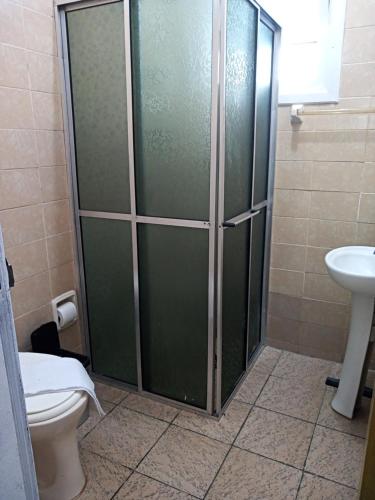 Koupelna v ubytování Pousada Beija-Flor - 24h