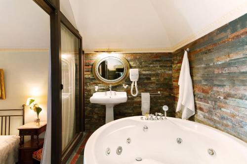 Camera Matrimoniale con Vasca Idromassaggio