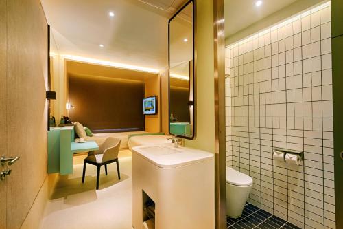 The Upper House, Batu Kawanにあるバスルーム