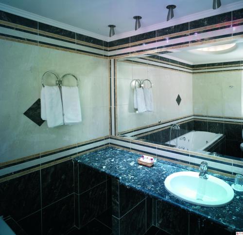 Ένα μπάνιο στο Centrotel Hotel 