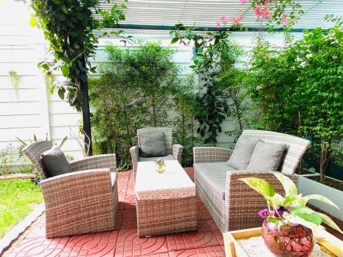 Jardín al aire libre en TEAK VILLA