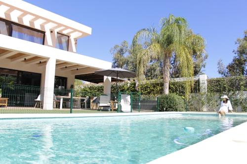 Exclusive Villa Beach in Alicante, El Campello – Precios ...