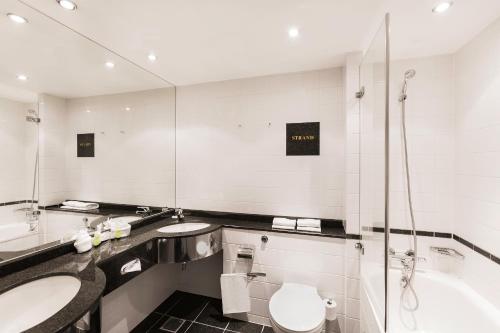 Ein Badezimmer in der Unterkunft Copenhagen Strand