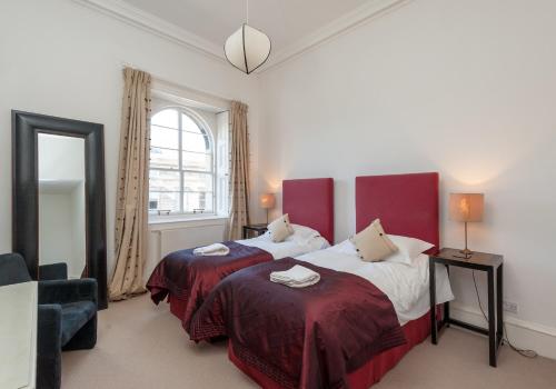 Gallery image of Parliament Sq (apt 15) Royal Mile in Edinburgh