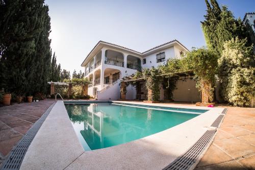 Sol y Mar: Tranquil Sea-View Villa With Private Swimming Pool ...