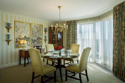 Cheval Thorney Court at Hyde Park photo 95