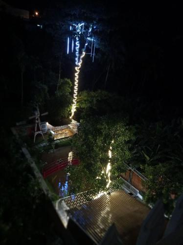Jardín al aire libre en Nice Hotel Buôn Ma Thuột