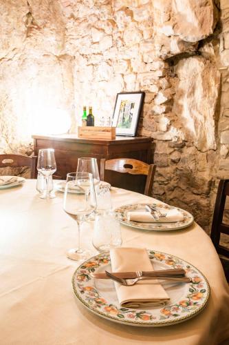 チヴィテッラ・イン・ヴァル・ディ・キアーナにあるLocanda Antico Borgoのギャラリーの写真
