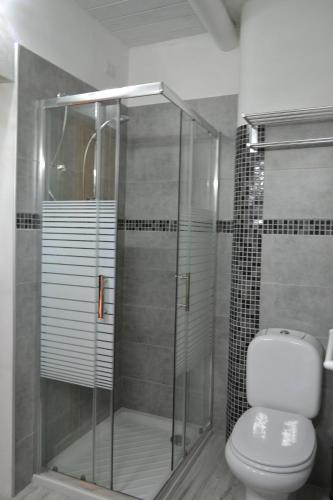 Ένα μπάνιο στο Appartamenti Casa Carlotta