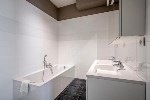 Kylpyhuone majoituspaikassa Smartflats - Central Ghent