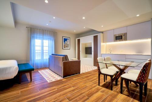 Tandem Torres de Cádiz Suites