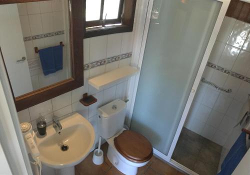 Et badeværelse på Casa Inmaculada Cabañas Mini Complejo Entero