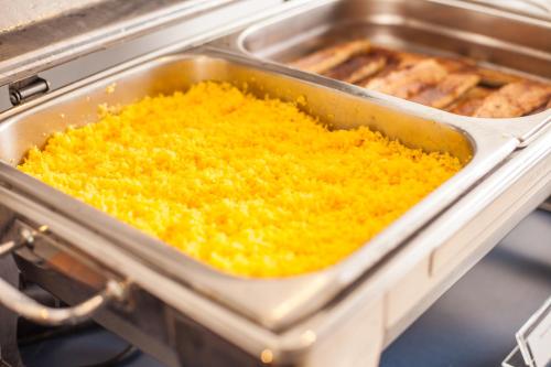 Φαγητό σε αυτό το ξενοδοχείο ή κάπου εκεί κοντά