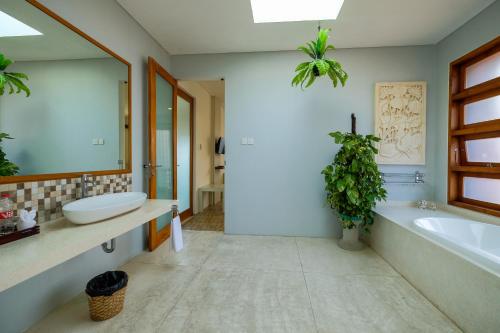 Ванная комната в Papillon Umalas Villas