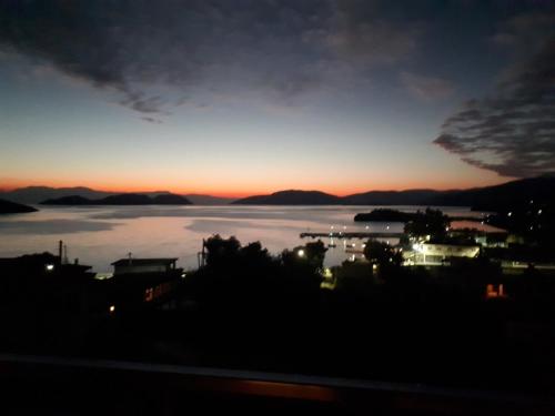 Φυσικό τοπίο κοντά σε αυτή η παραθεριστική κατοικία