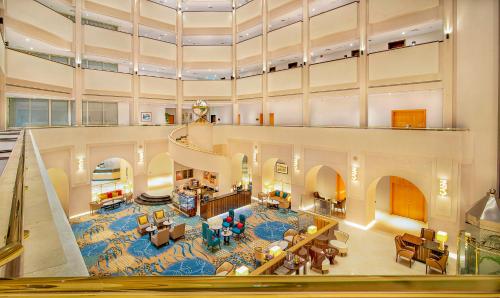 Εστιατόριο ή άλλο μέρος για φαγητό στο Radisson Blu Hotel & Resort, Al Ain