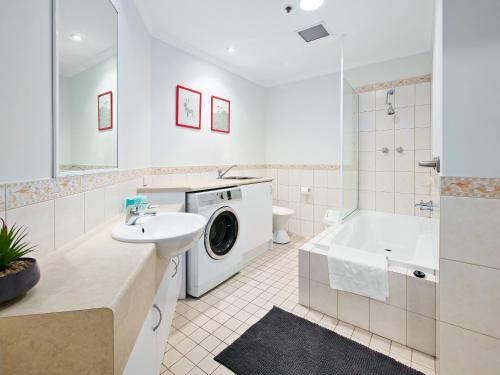 Ένα μπάνιο στο All Suites Perth