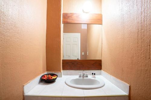 A bathroom at Capital OC hotel Marney