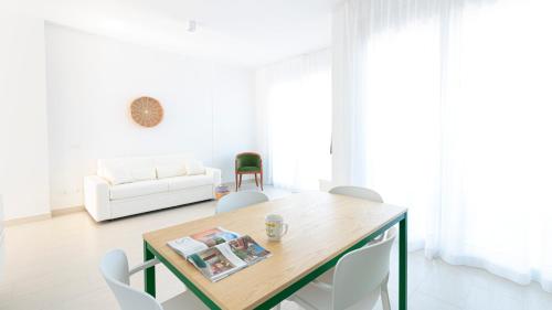 Χώρος καθιστικού στο Rivazzurra Homes - C