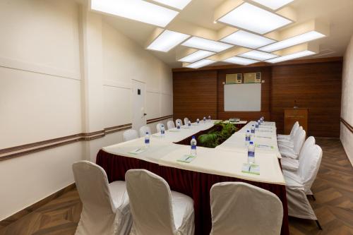 Konferenční prostory v ubytování Grand Hotel Mumbai - Ballard Estate, Fort