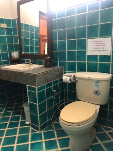 Ένα μπάνιο στο Hotel Siblanburi Resort