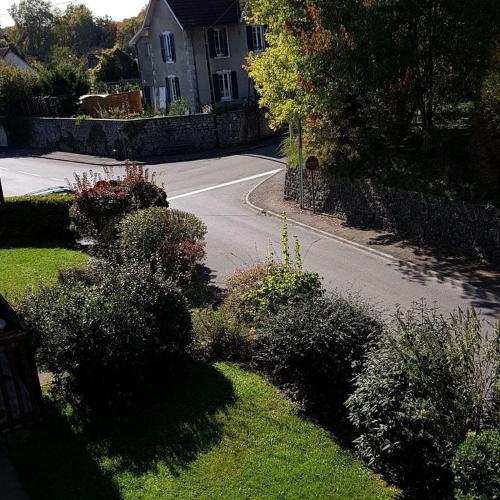 Taman di luar Studio privatif sur Orthez