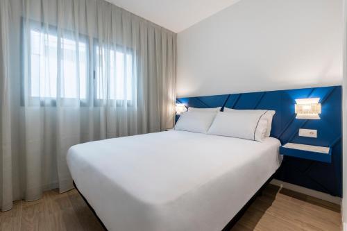 Tandem Portal De Elche, Alicante – Updated 2022 Prices