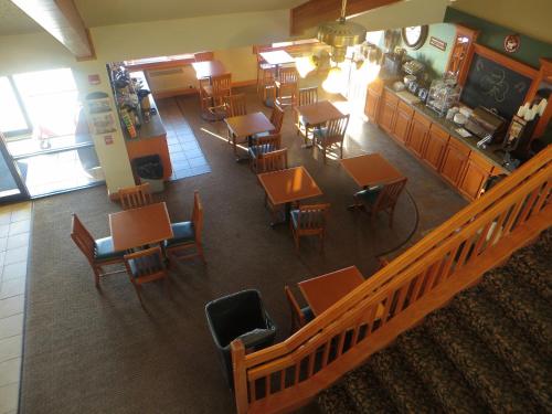 Gallery image of AmericInn by Wyndham Manitowoc in Manitowoc