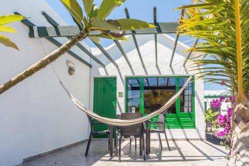 Bandama 14! 2 Bedroom Newly Renovated Bungalow, Los Pocillos, Puerto Del Carmen.