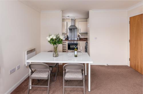 Dapur atau dapur kecil di Abodebed - Handleys Court