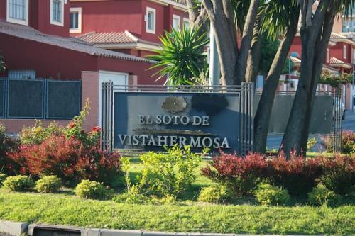Top Suite Gran terraza y piscina en Puerto de Santa María, El ...
