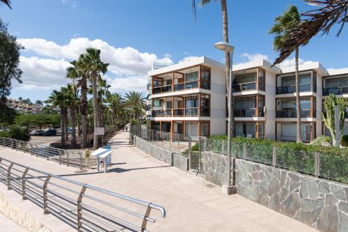 OMBÚ- COMPLEJO PAPAGAYOS