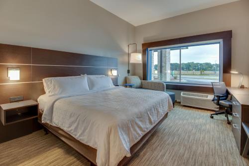 Gallery image of Holiday Inn Express & Suites - Union City, an IHG Hotel in Union City