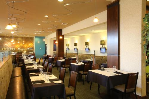 Holiday Inn & Suites Salt Lake City - Airport West, an IHG Hotel Image