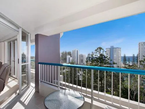 Border Terrace Unit 16 - Large apartment walk to beaches and clubs picture
