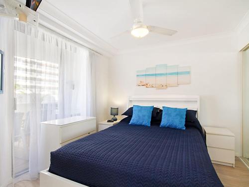 Postel nebo postele na pokoji v ubytování Calypso Plaza Resort Unit 238