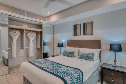 Ein Bett oder Betten in einem Zimmer der Unterkunft Coconut Grove
