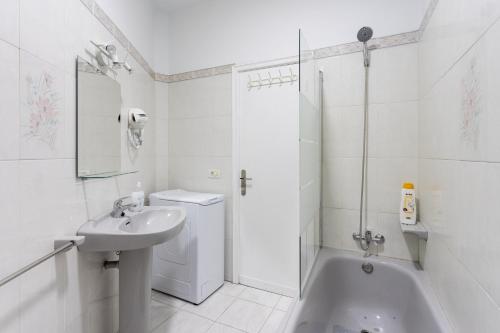 Home2Book Design Los Cristianos Beach