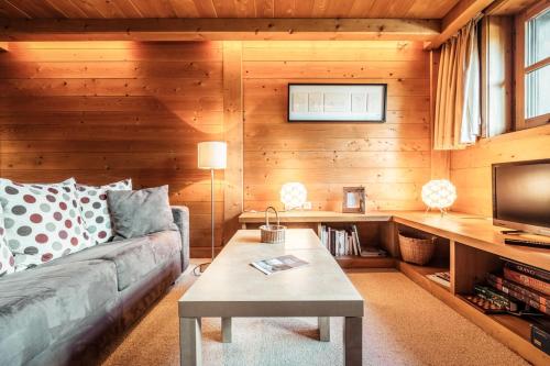 Cosy and comfortable studio ski-in and walking distance from the slopesにあるシーティングエリア