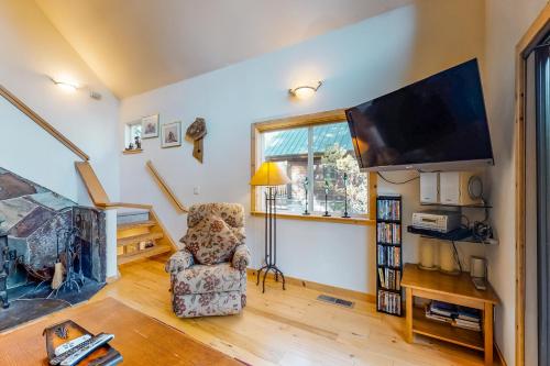 Serene Family Cabin – Photos 3