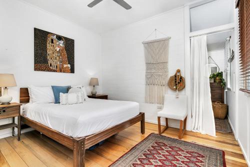 Ένα ή περισσότερα κρεβάτια σε δωμάτιο στο Lazenby Lodge