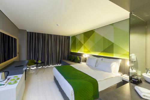 Cama o camas de una habitación en Bosphorus Sorgun Hotel Ultra All Inclusive