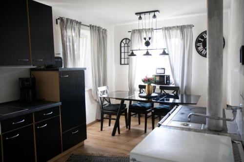 Kuchyň nebo kuchyňský kout v ubytování Bauernhaus am Sallingbach
