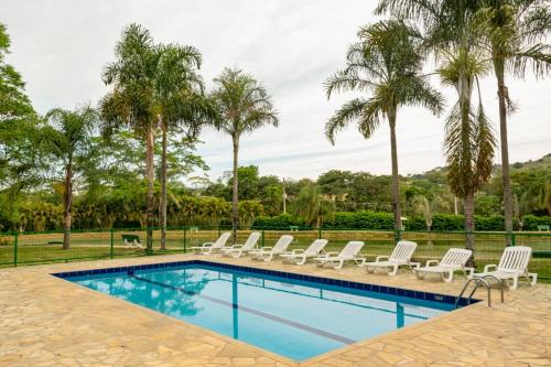 Piscina a VILLA DO SOSSEGO pousada o a prop