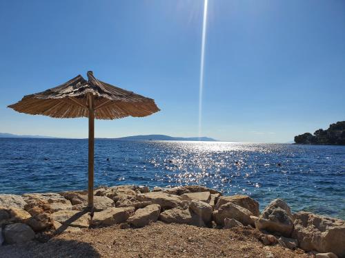 Gallery image of Hotel Ivando in Drvenik