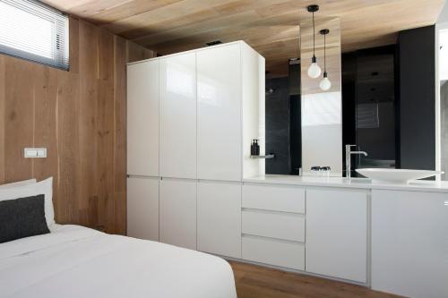 Gallery image of POD Camps Bay in Cape Town