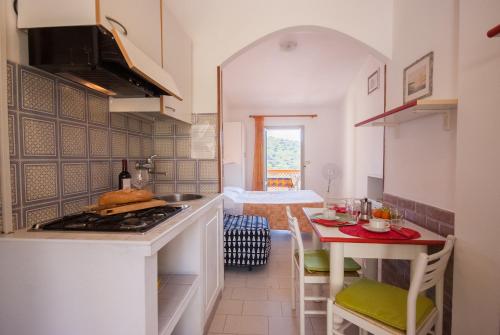 Η κουζίνα ή μικρή κουζίνα στο Residence La Valdana