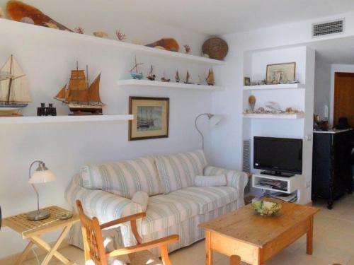 Posedenie v ubytovaní Apartment La Platja by Interhome