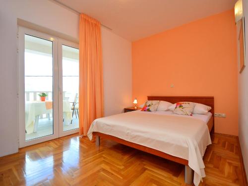 Apartment Mornar-4 by Interhome