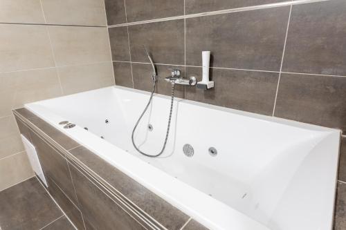 Ein Badezimmer in der Unterkunft Vinařství U Kapličky